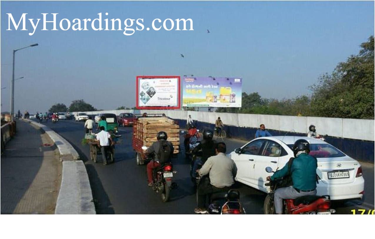 Billbord Advertising and Brand Promotion Agency Shastri bridge in Baroda,Hoarding company in Gujarat